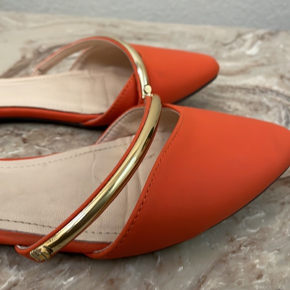 Dollhouse pointed toe orange flats - Picture 7 of 16